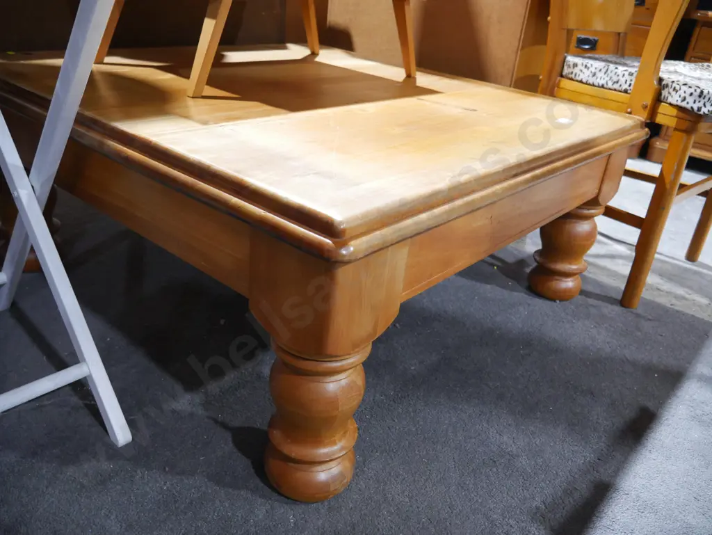 Coffee table Image 1++