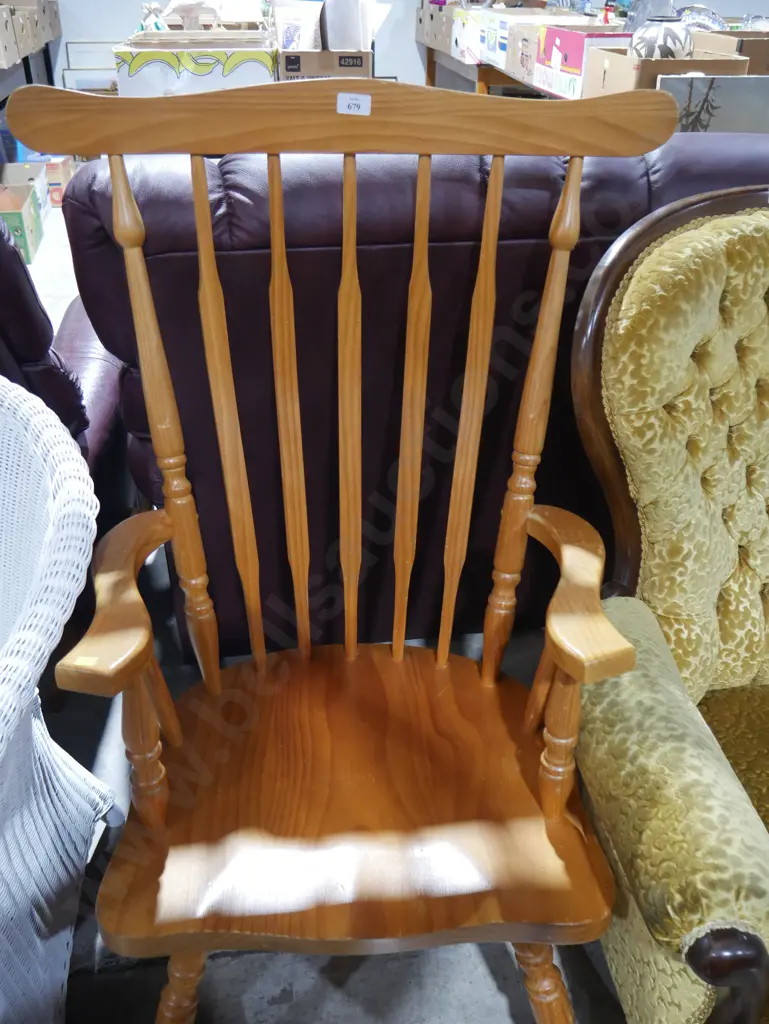 Rocking chair Image 1++