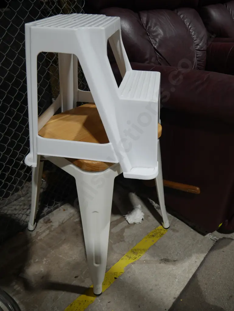 2 stools Image 1++