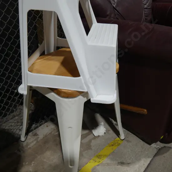 2 stools