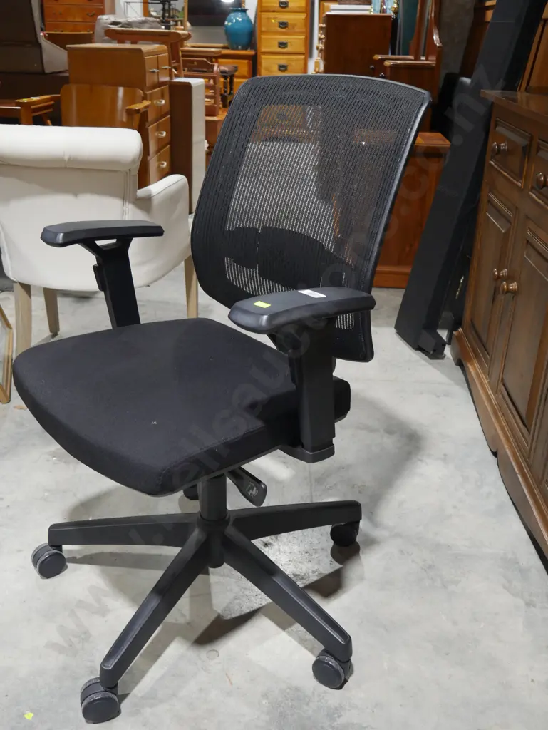 Office chair Image 1++