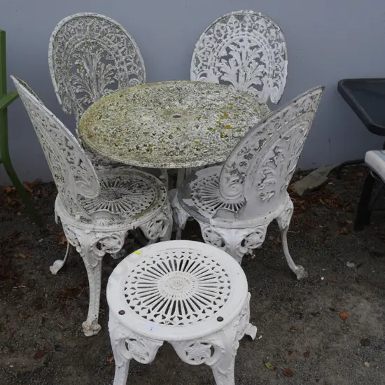 White metal outdoor setting