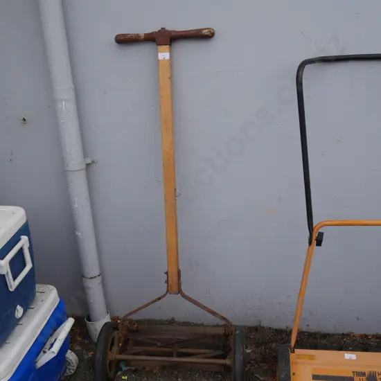Push reel mower