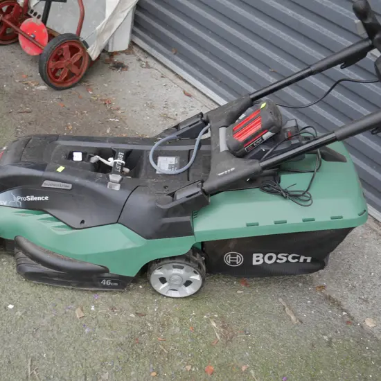 Bosch battery lawnmower