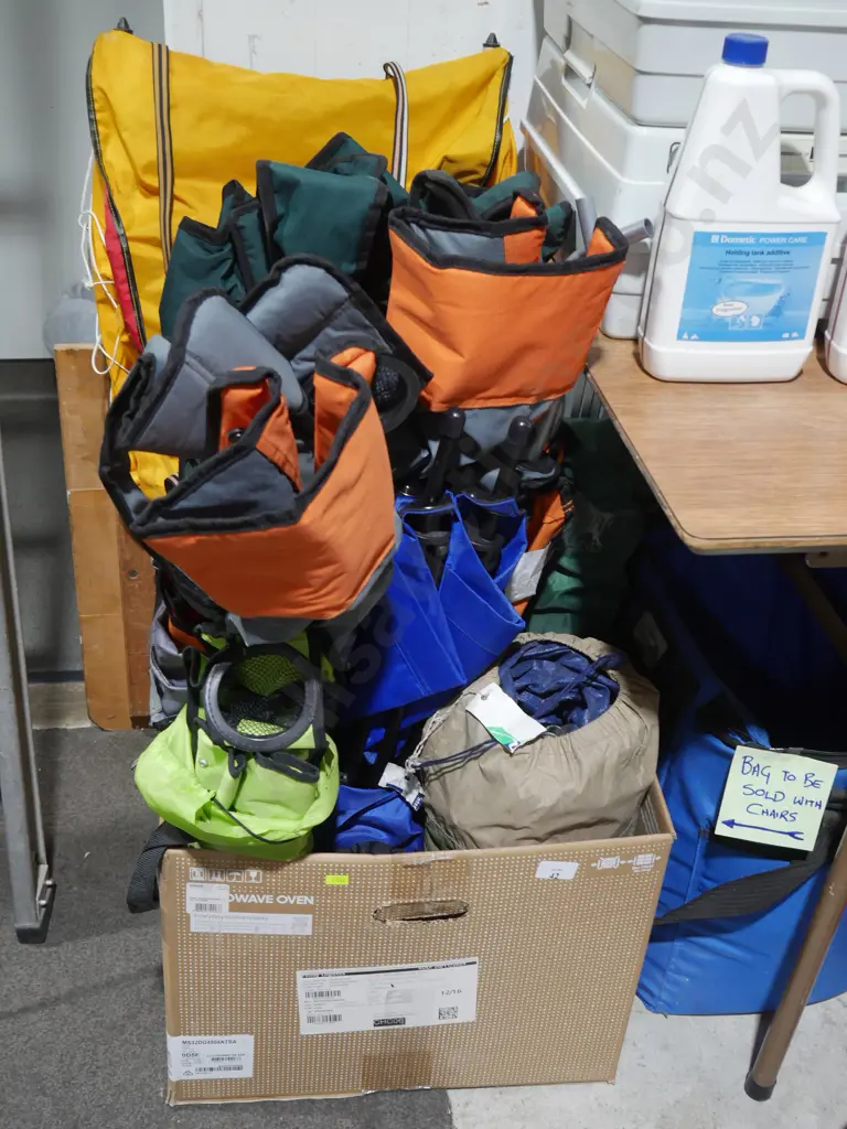 Camping chairs and bag Image 1++