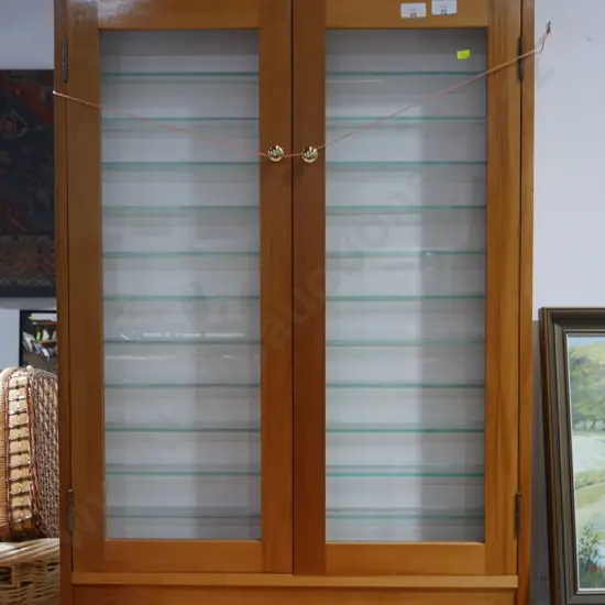 Display cabinet