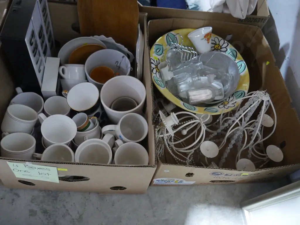 4 boxes of kitchenware etc Image 1++