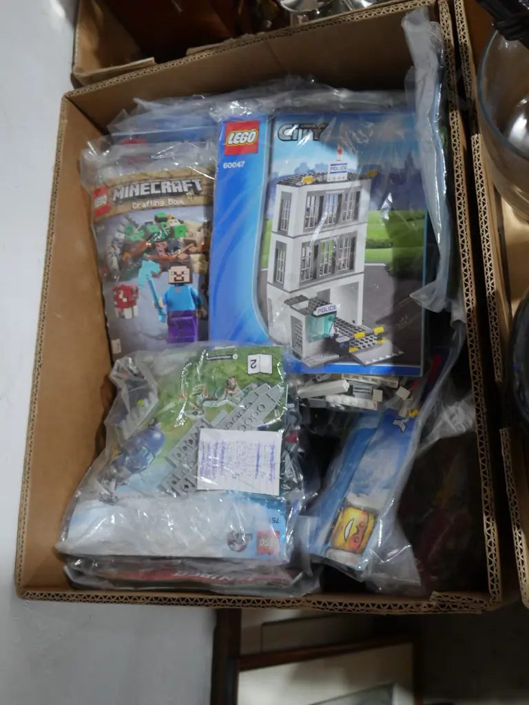 Assorted LEGO sets Image 1++