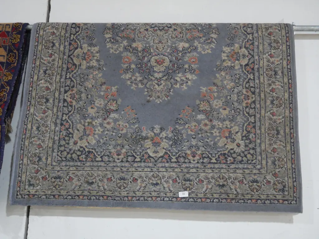 Floor rug Image 1++