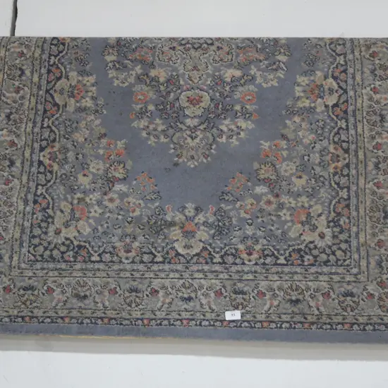 Floor rug