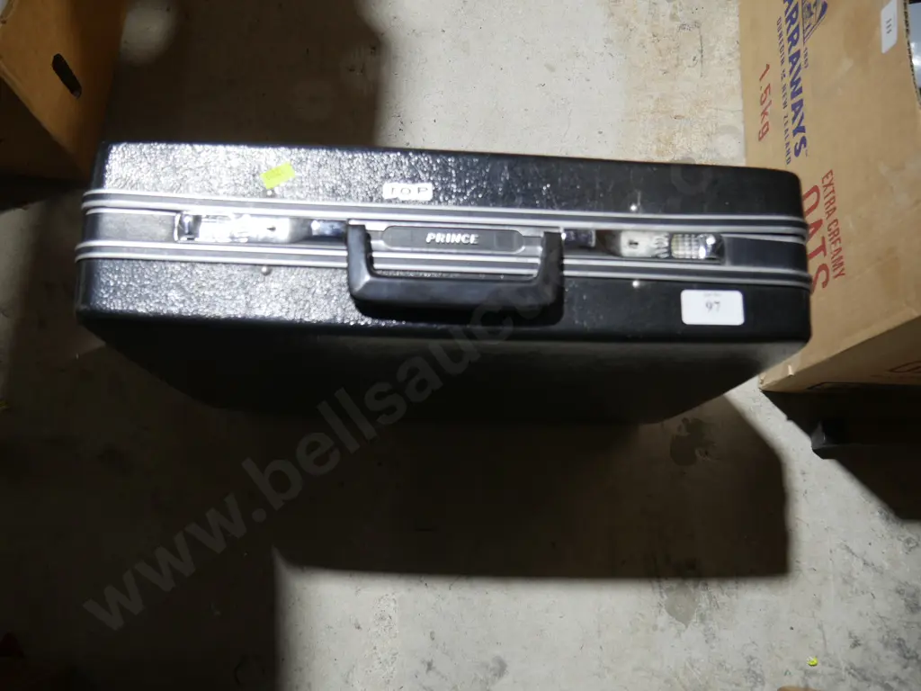 Briefcase Image 1++