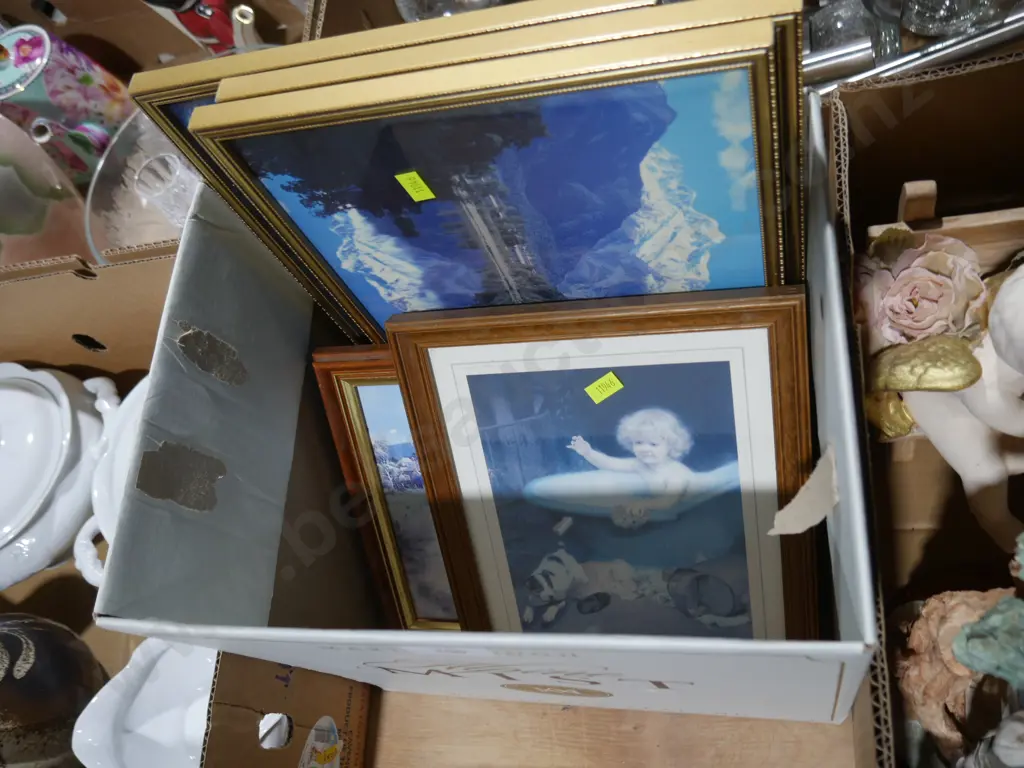 Assorted art Image 1++