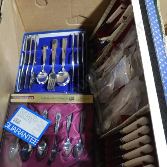 Boxed cutlery