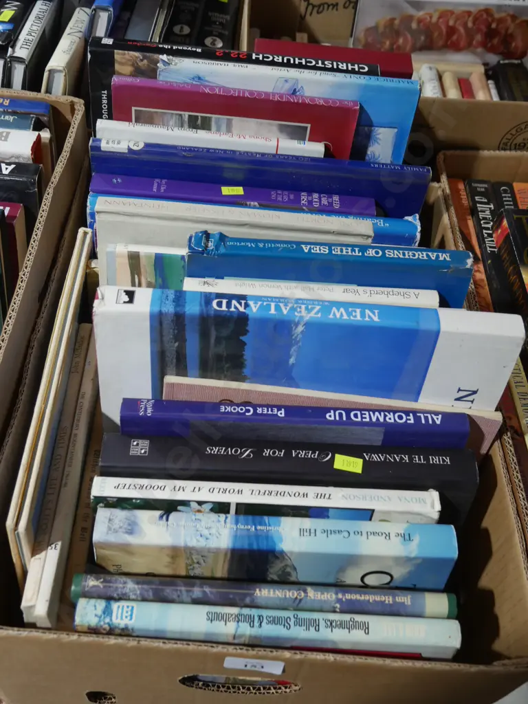 Box of New Zealand books Image 1++