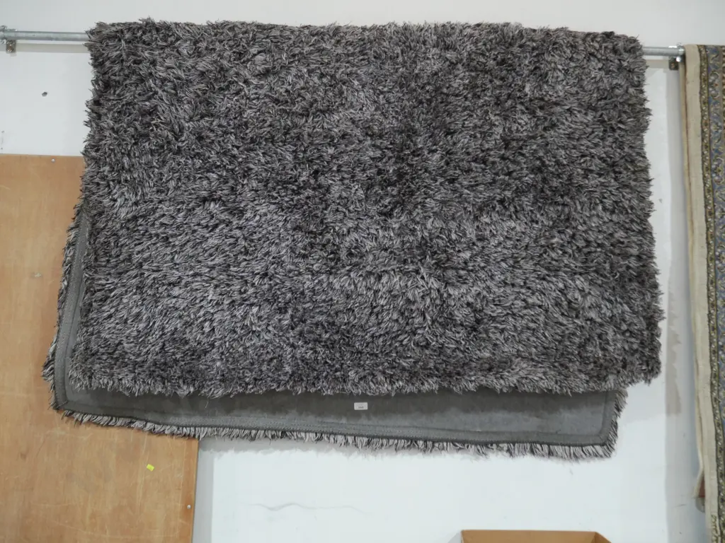 Floor rug Image 1++
