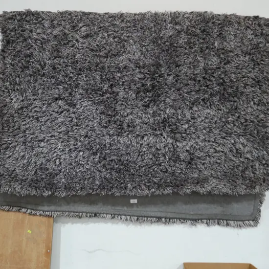 Floor rug