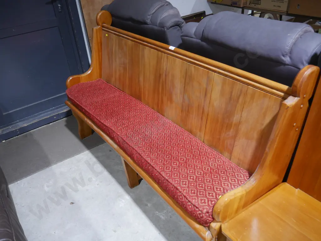 Church pew Image 1++