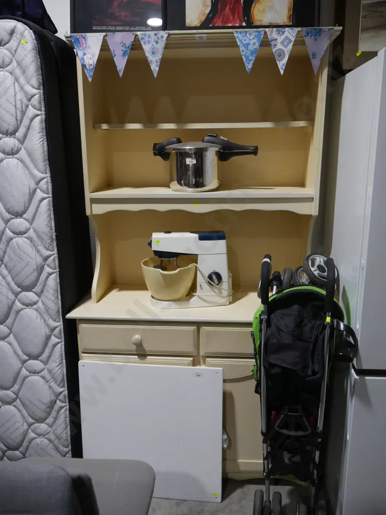 Hutch dresser Image 1++