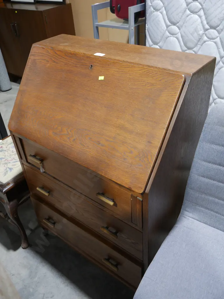 Dropfront desk Image 1++
