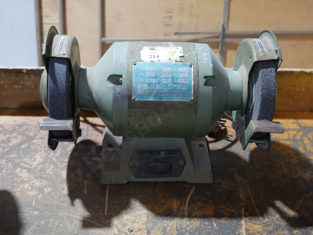 Bench grinder Image 1++