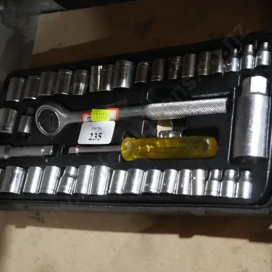 Socket set