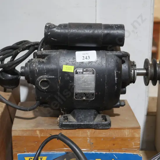 AC motor