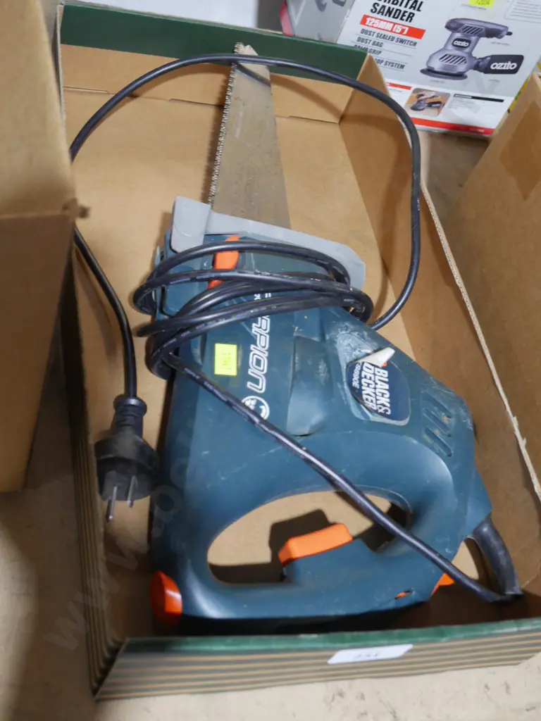 Black & Decker reciprocating saw Image 1++