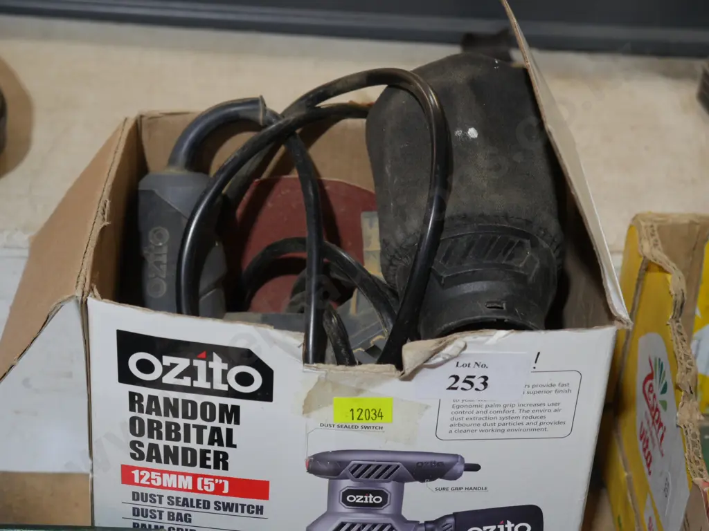 Orbital sander Image 1++