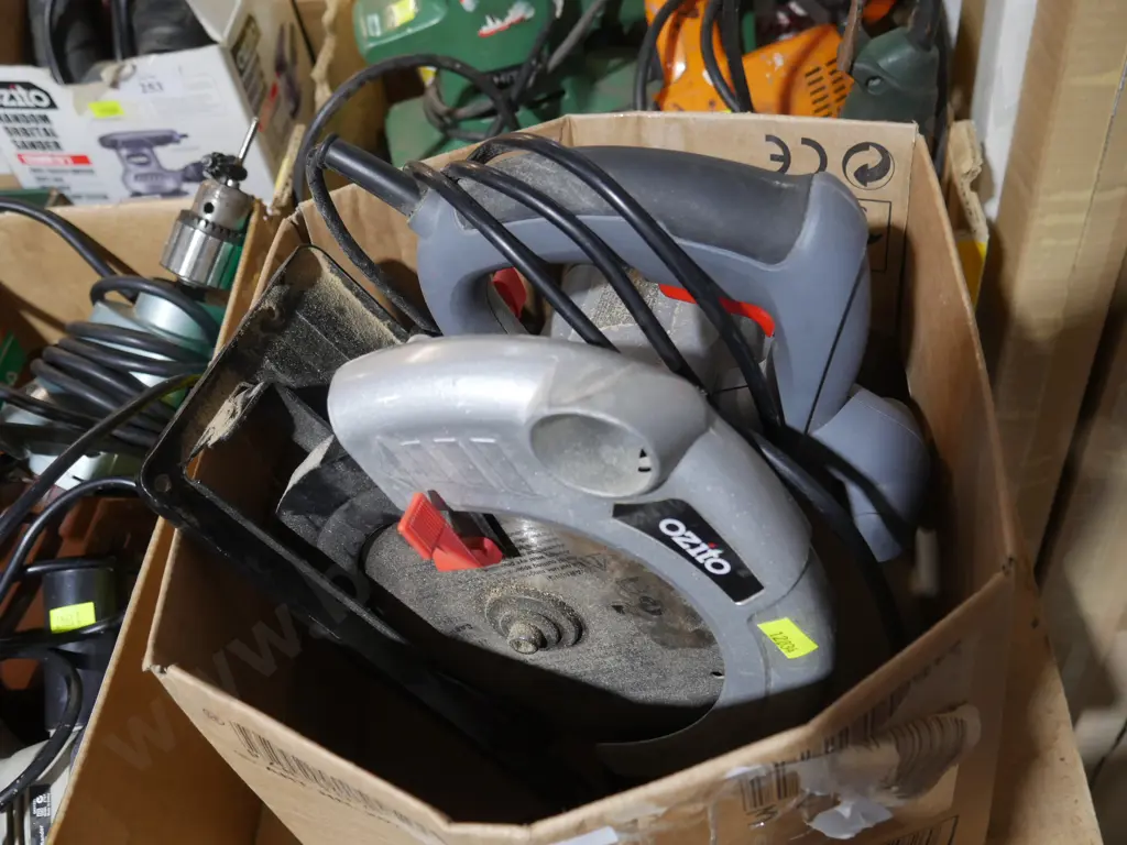Ozito circular saw Image 1++