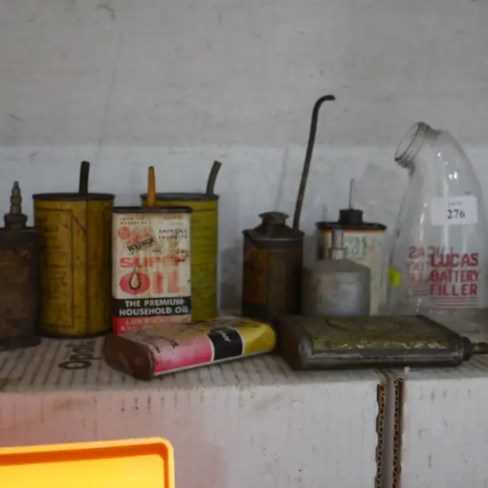Assorted oil cans
