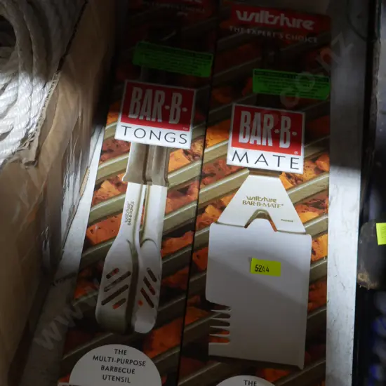 Barbecue utensils