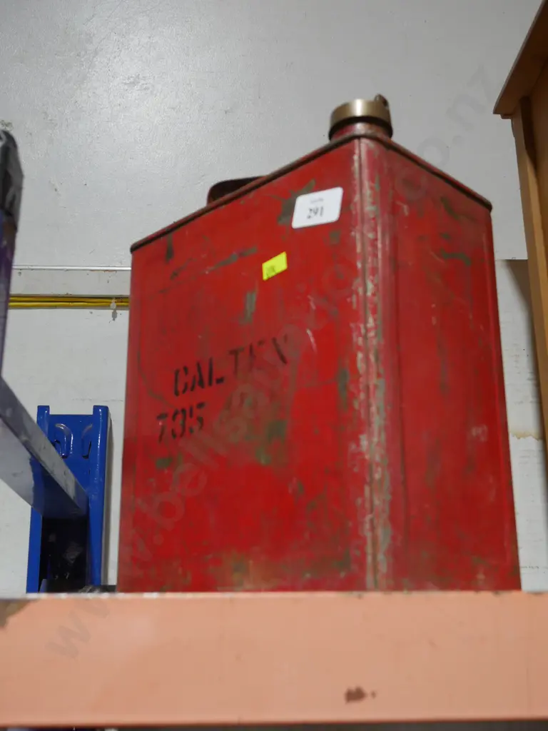 Petrol tin Image 1++