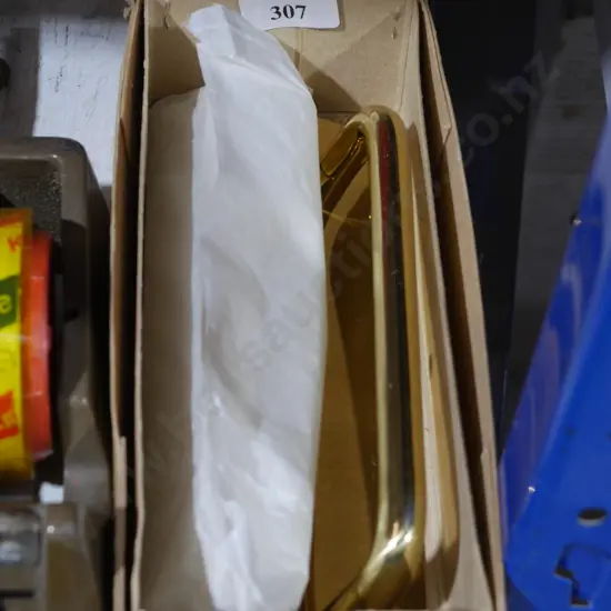 Metal grip handles