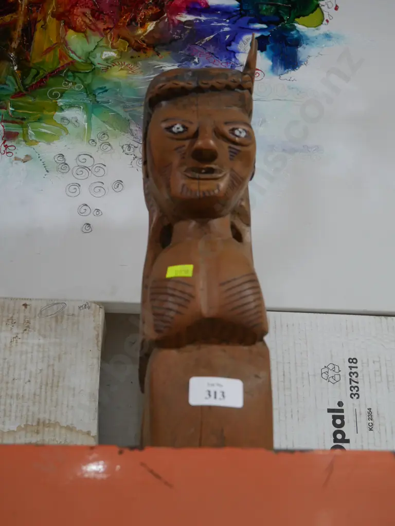 Wooden Maori carving Image 1++