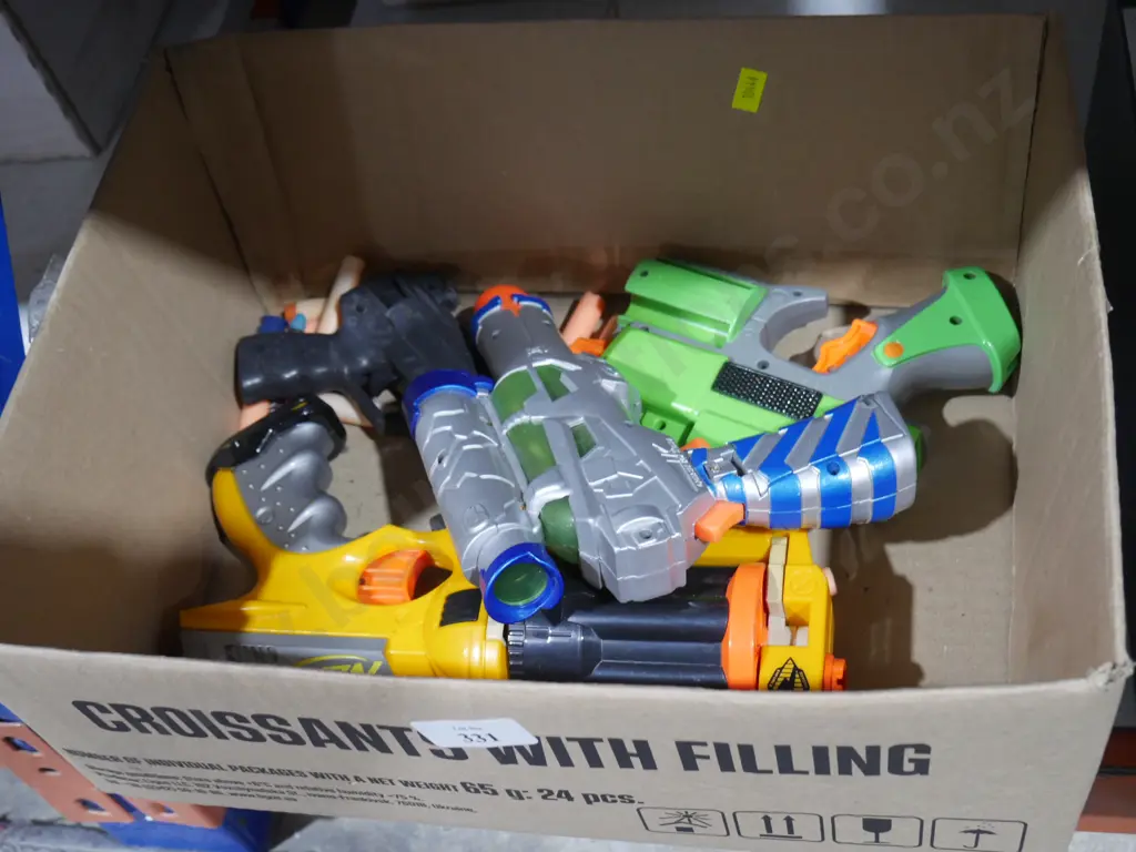 Toy guns Image 1++