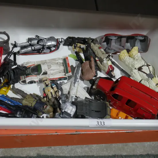 Star wars figurines etc