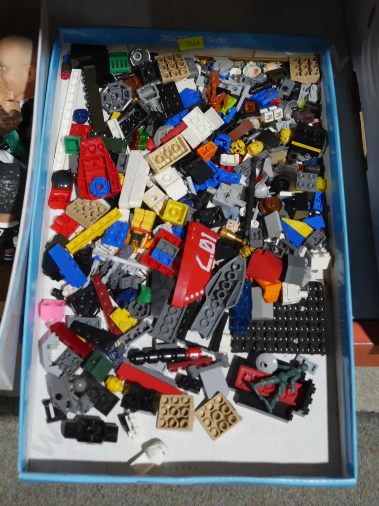 LEGO bits Image 1++
