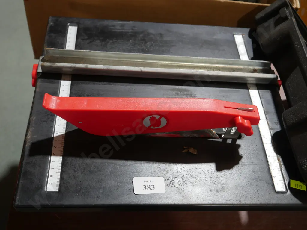 Compact table saw Image 1++