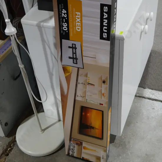 TV wall bracket
