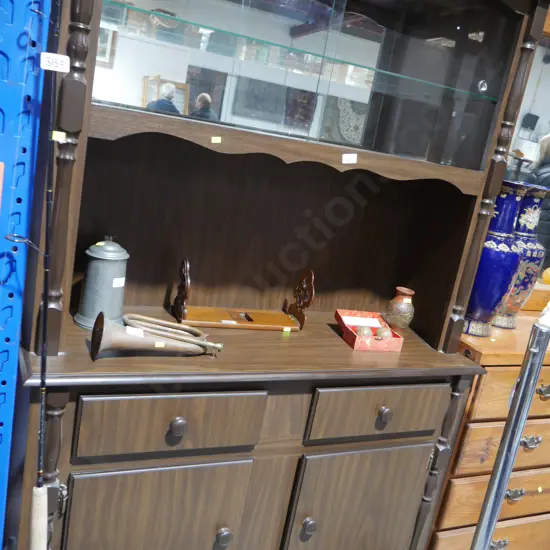 Wall unit