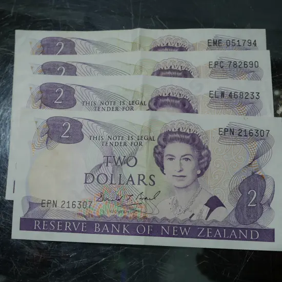 New Zealand $2 notes