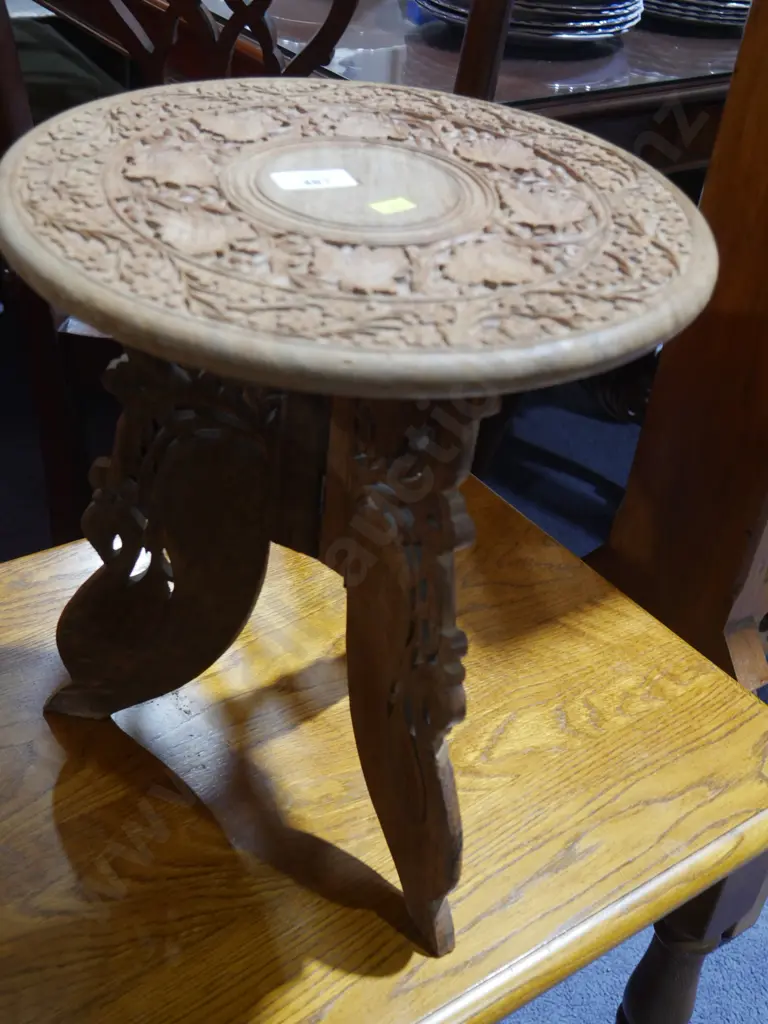 Carved wood side table Image 1++
