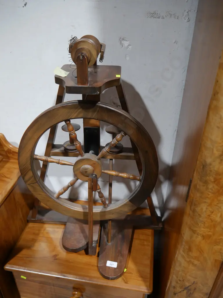 Spinning wheel Image 1++