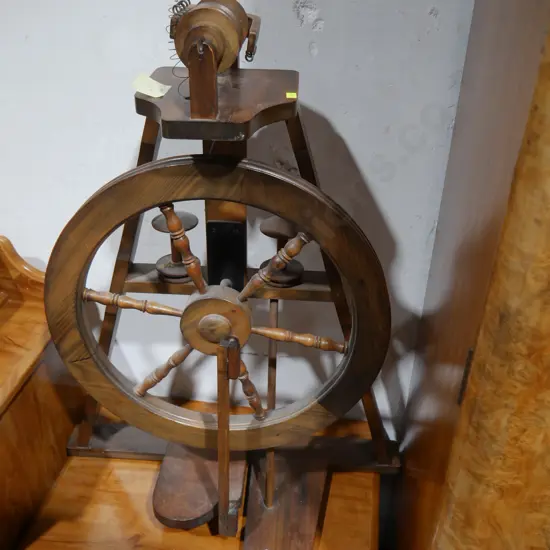 Spinning wheel