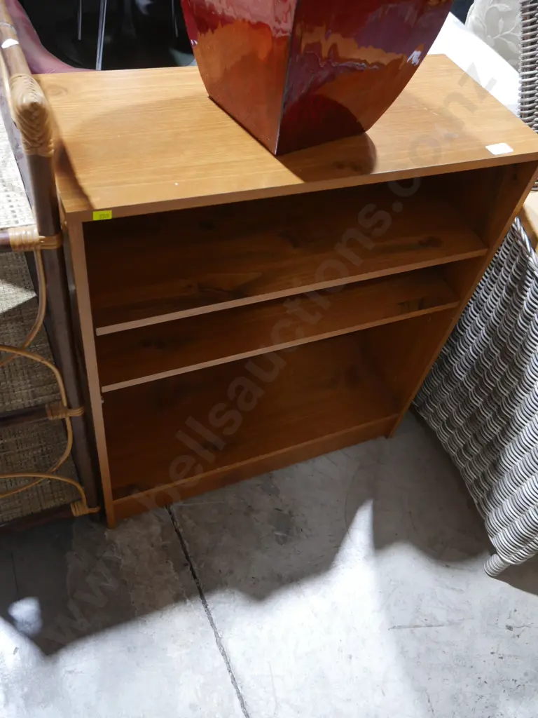 Small bookcase Image 1++
