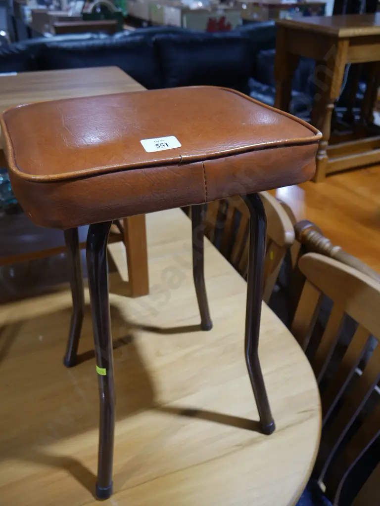 Stool Image 1++