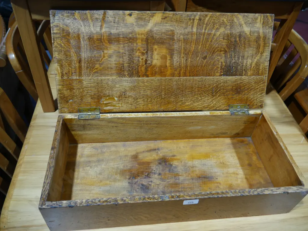 Wooden box Image 1++