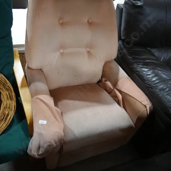 Recliner armchair