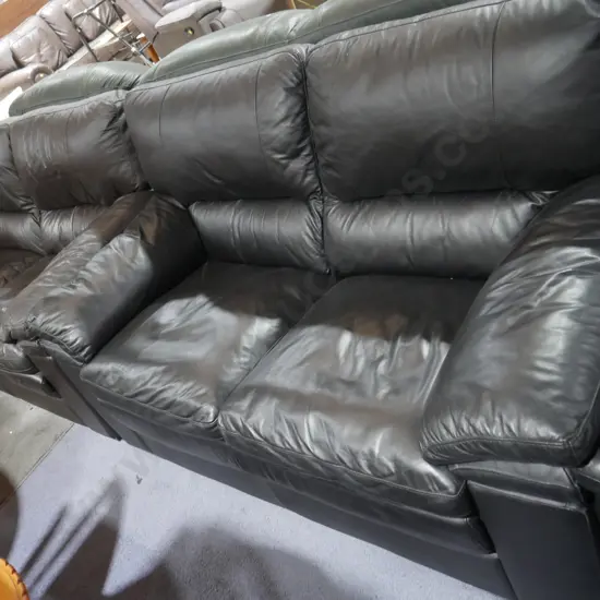 Leather 2 seater settee