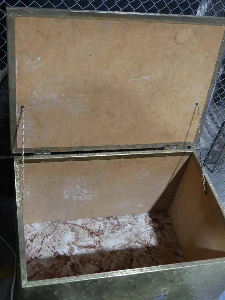 Brass wood box Image 1++